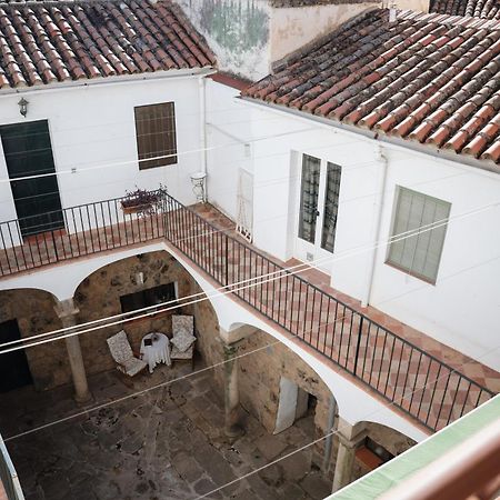 Casa La Sinagoga De Trujillo Villa ภายนอก รูปภาพ