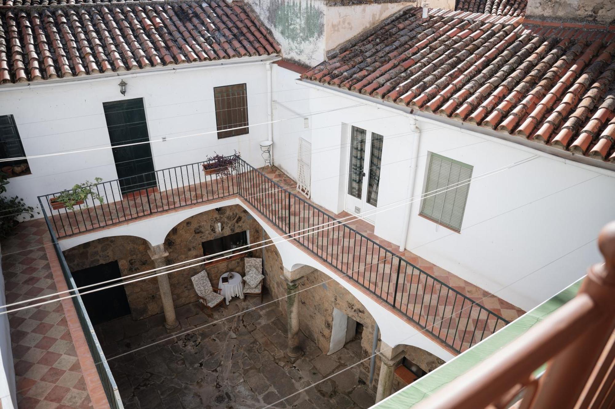 Casa La Sinagoga De Trujillo Villa ภายนอก รูปภาพ